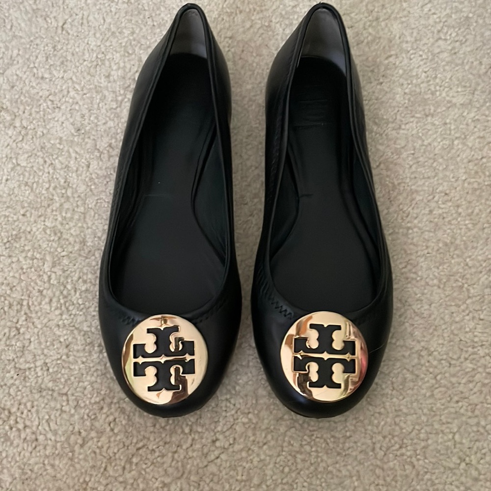 Tory Burch Black Flats *Very Worn*